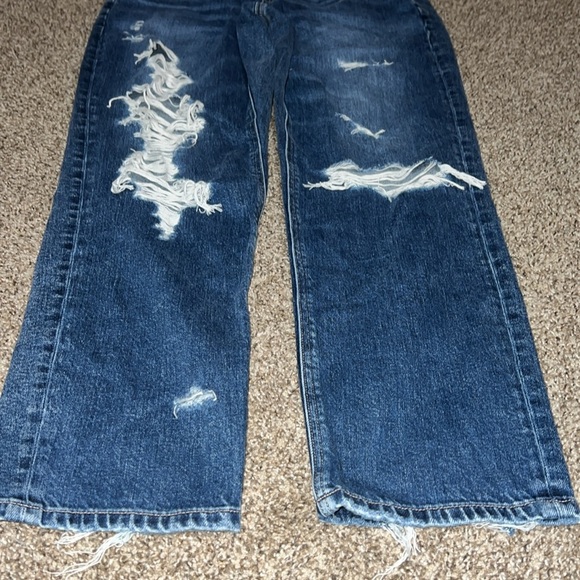 American Eagle Mom Jeans - Picture 4 of 7